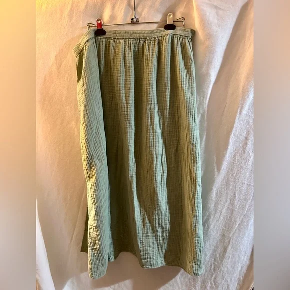 J. Crew Light Green Sage Skirt Side Slit XL Soft Gauze Midi Pockets - Picture 2 of 5